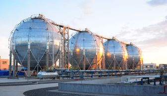 化工貿易 連接全球產業鏈的橋梁與引擎